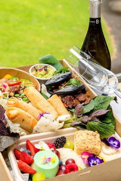 Picnic in the Royal Botanic Gardens-2025